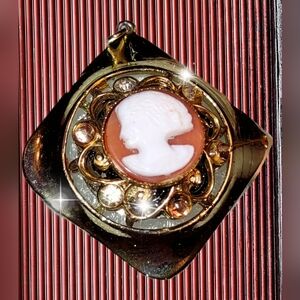 Cameo Upcycled Vintage Pendant
